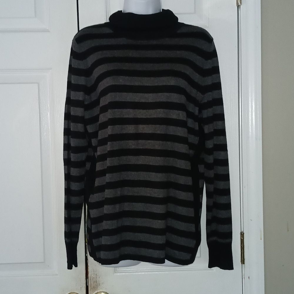 New Directions black and heather gray striped turtleneck sweater Sz XL NWT